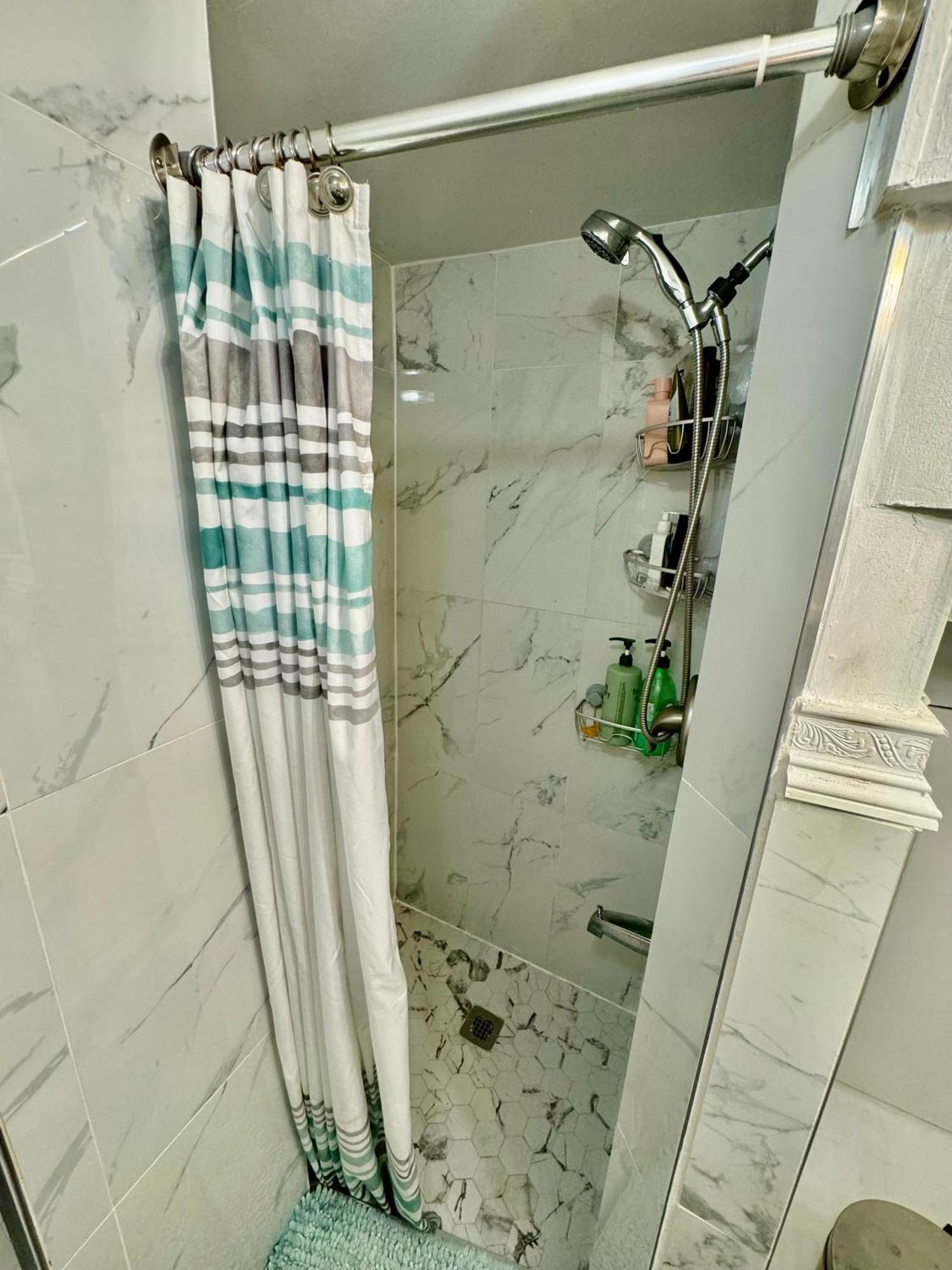 Cozy Private Room With Shared Bathroom On The 1St Floor - Conveniently Located Near Seatac Airport And Downtown Seattle Exterior foto